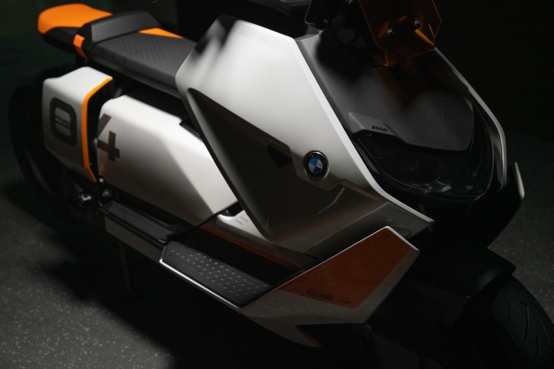 BMW Motorrad Definition CE 04 concept 01