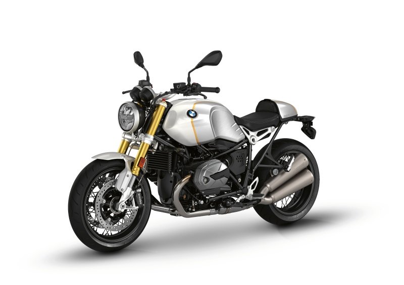 The-new-BMW-R-nineT-Option-719-Mineral-White_3